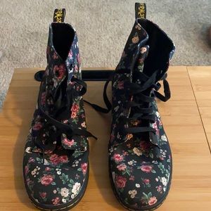 Floral Doc Martens HACKNEY